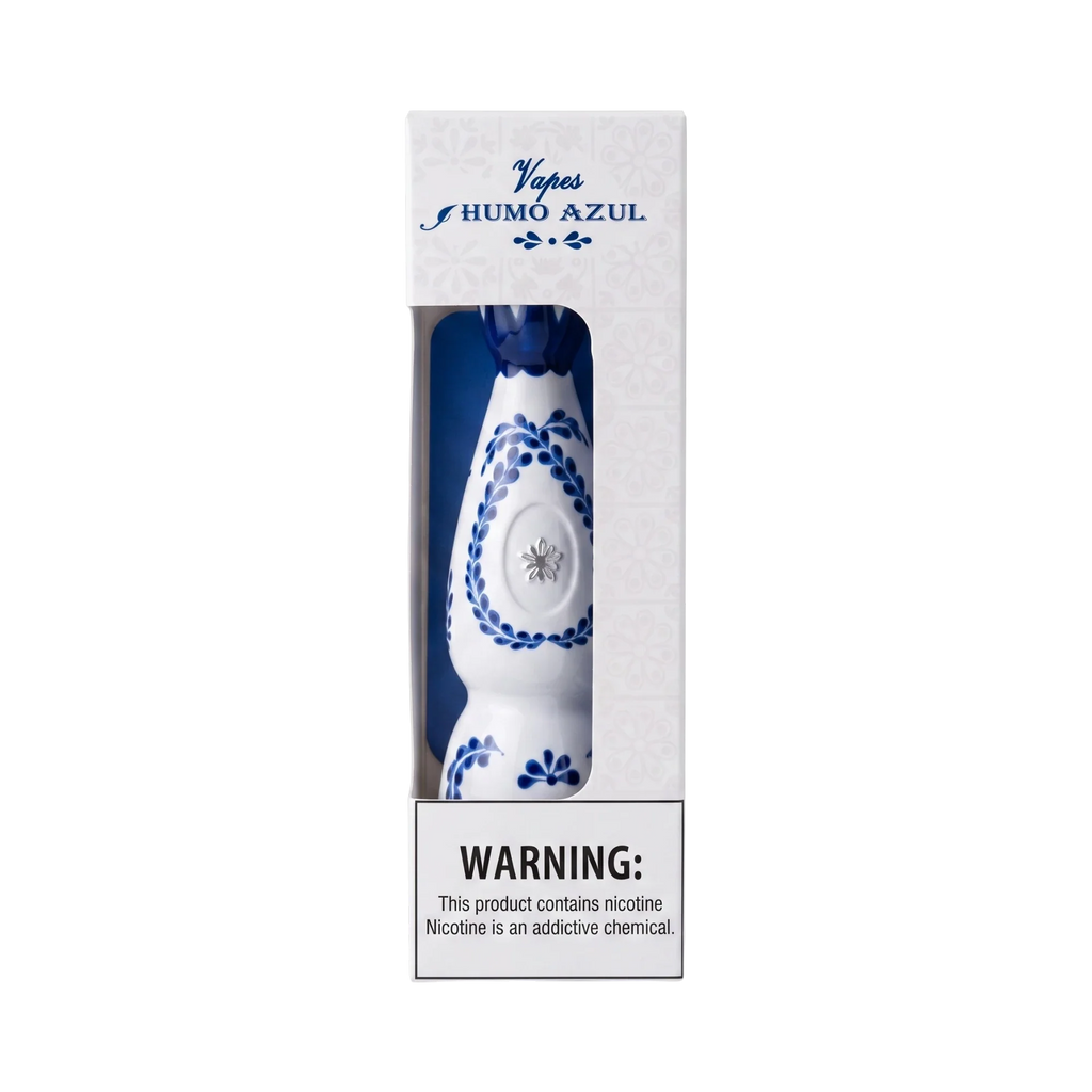 Vape desechable Flavor VIP Humo Azul 8K con diseño de cerámica blanca y azul estilo talavera en su empaque original